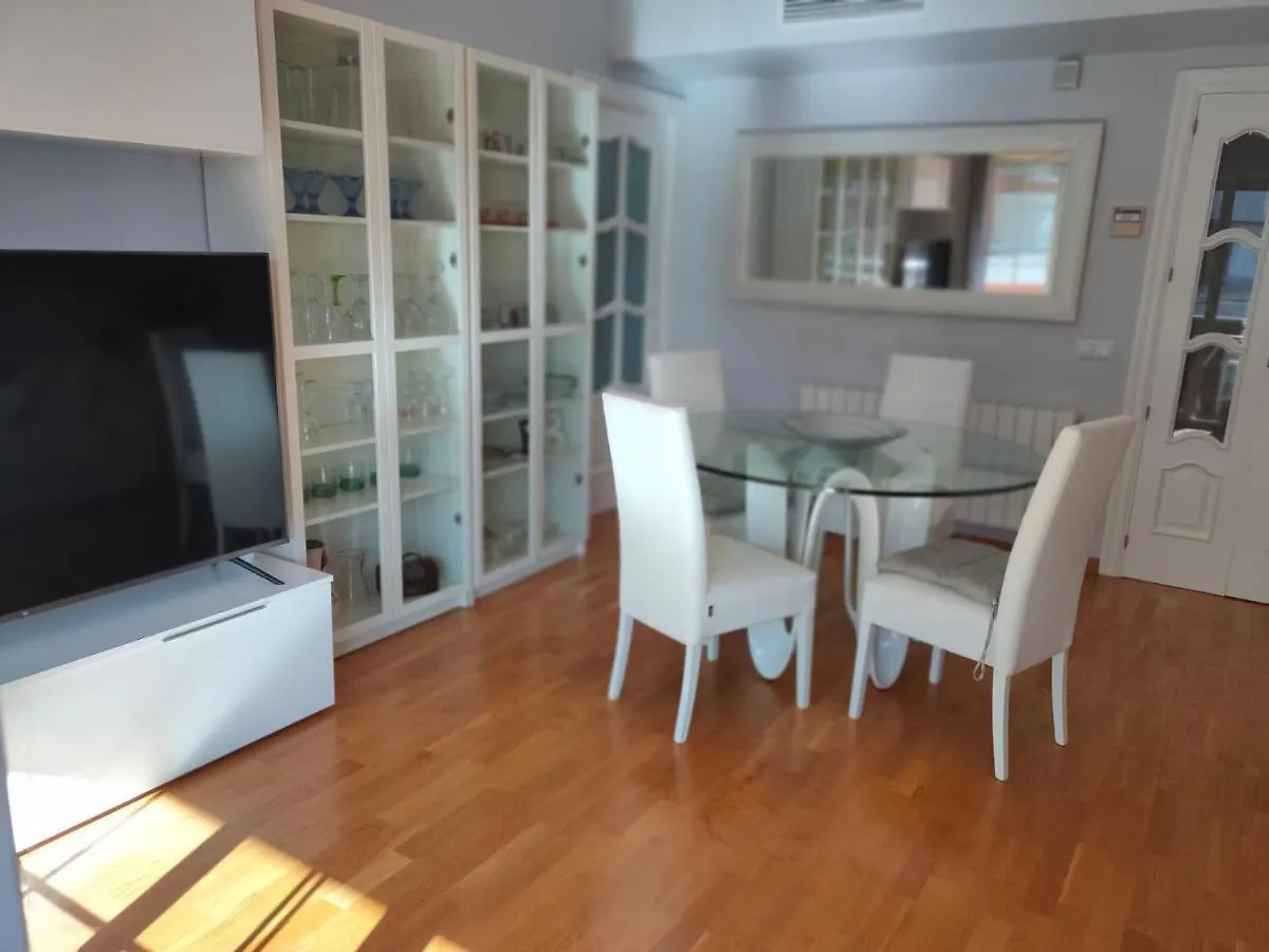 Lejlighed Piso Familiar 3 Habitaciones 2 Banos Y Plaza De Parking Tarragona Spanien